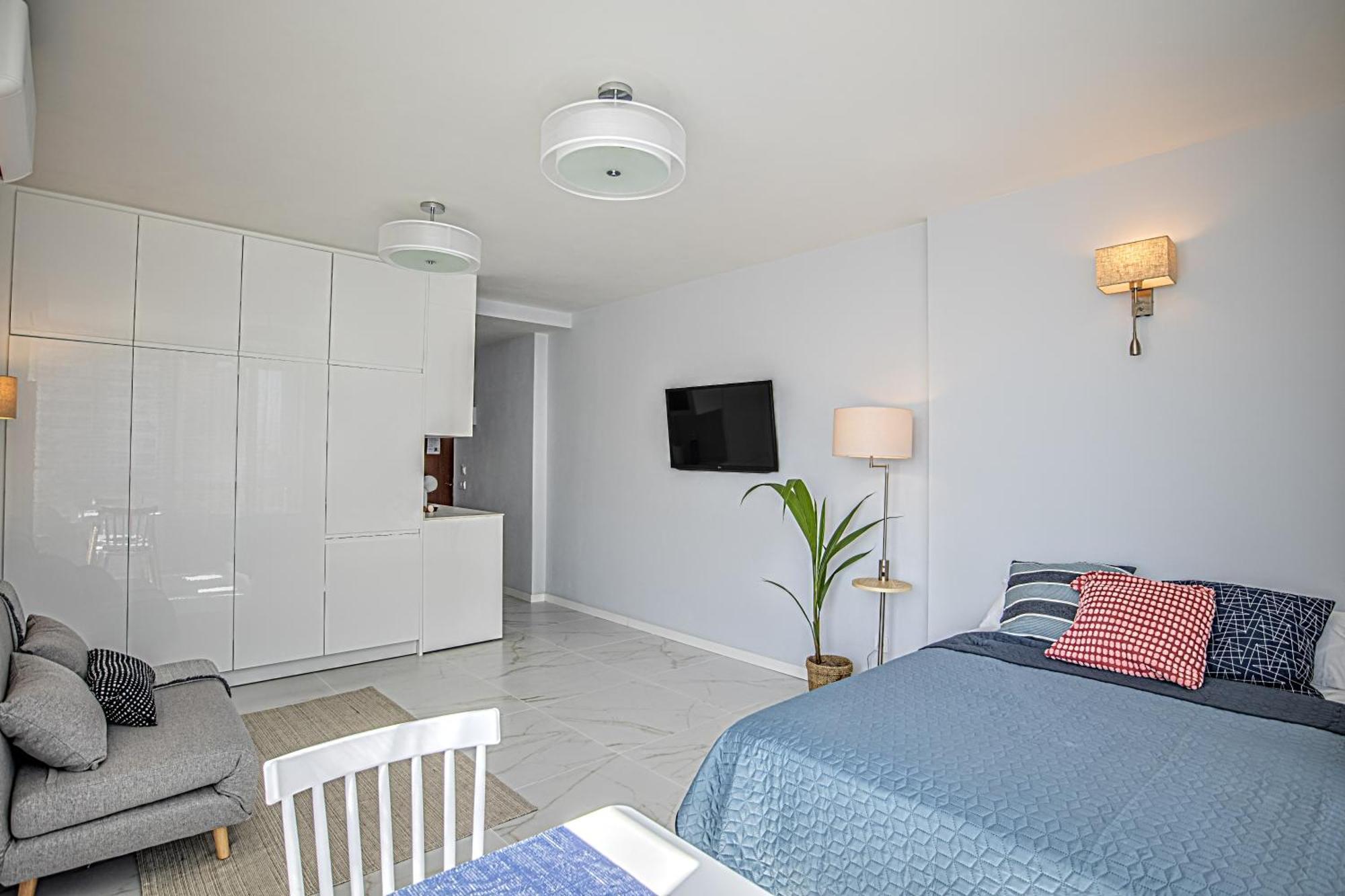 טורמולינוס Elegant Studio With Pool And Seaview מראה חיצוני תמונה